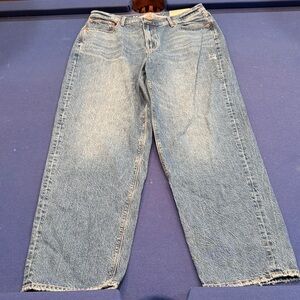 American Eagle Baggy Jean